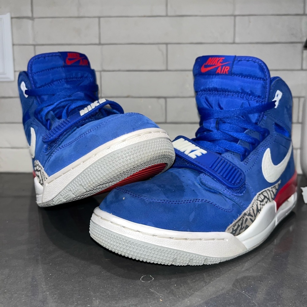 Air Jordan Legacy 312 Pistons Gently Used, Without Box, Size 9.5 Men’s